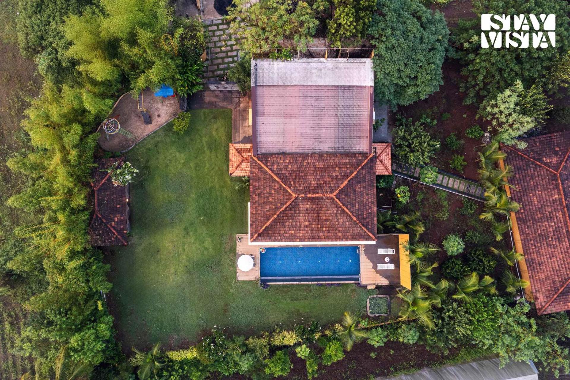 Stayvista At Countryside Meadows With Pool, Ac Pune Bagian luar foto