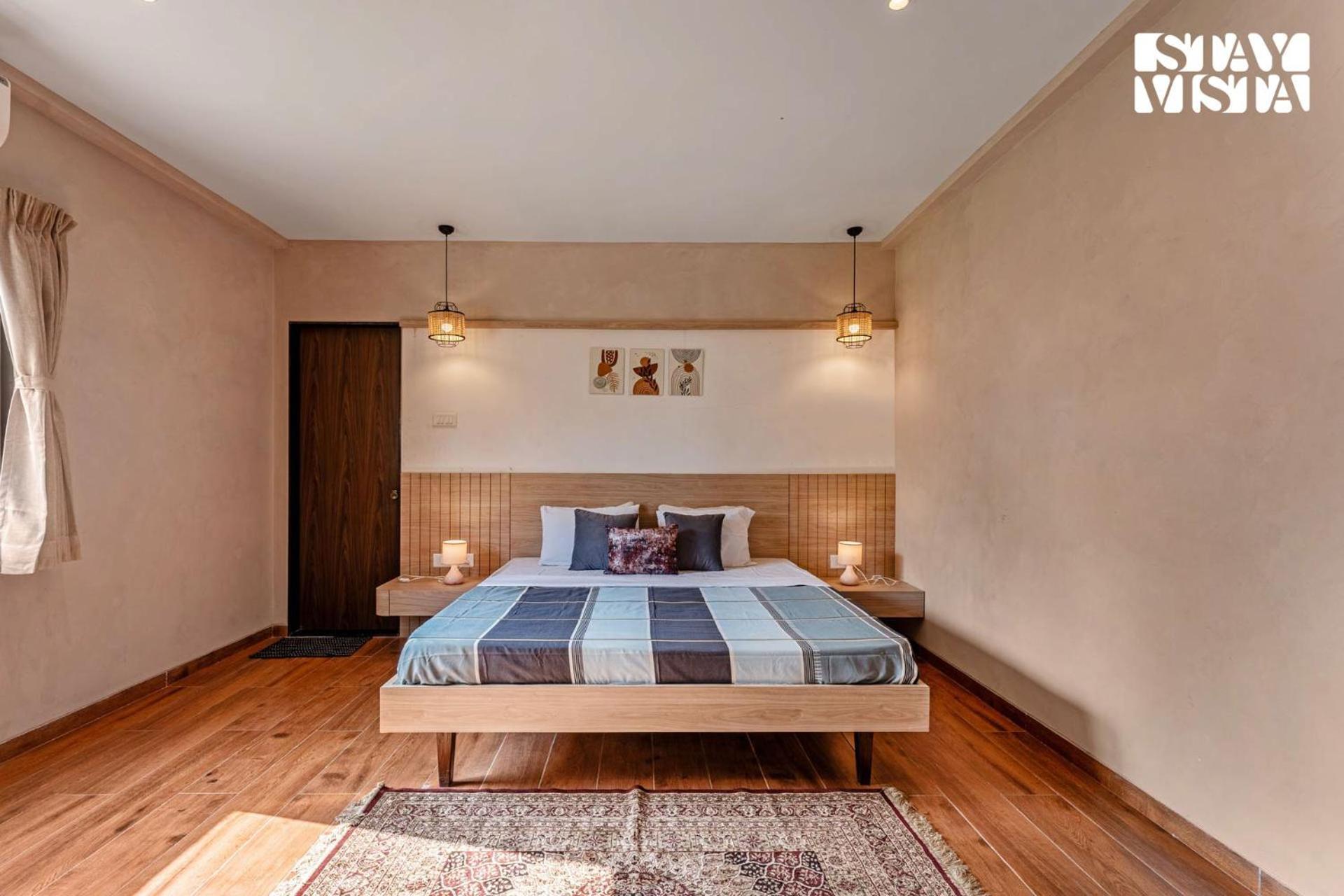 Stayvista At Countryside Meadows With Pool, Ac Pune Bagian luar foto
